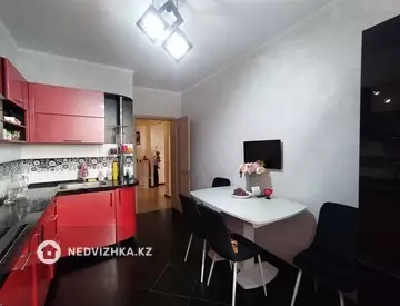 3-комнатная квартира, этаж 4 из 9, 76 м²