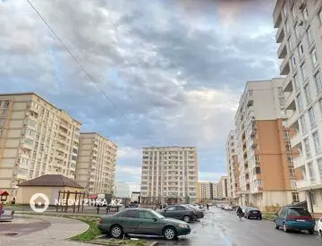 2-комнатная квартира, этаж 3 из 10, 71 м²