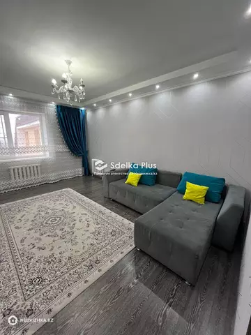 2-комнатная квартира, этаж 6 из 6, 60 м²