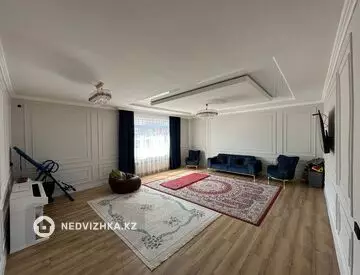 4-комнатный дом, 8 соток, 139 м²