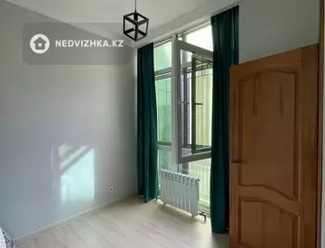 2-комнатная квартира, этаж 8 из 9, 60 м², на длительный срок