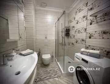 2-комнатная квартира, этаж 2 из 10, 75 м²