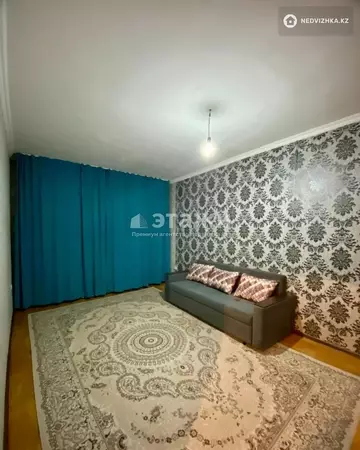 1-комнатная квартира, этаж 7 из 8, 38 м²