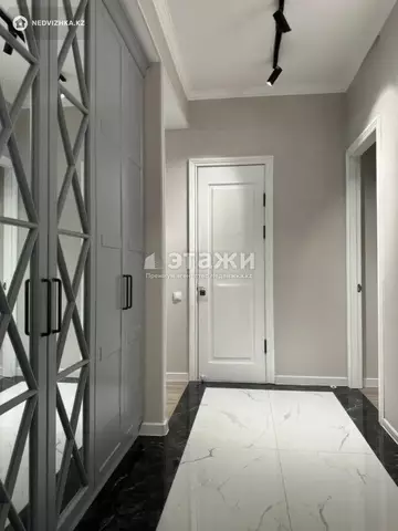 2-комнатная квартира, этаж 2 из 13, 74 м²