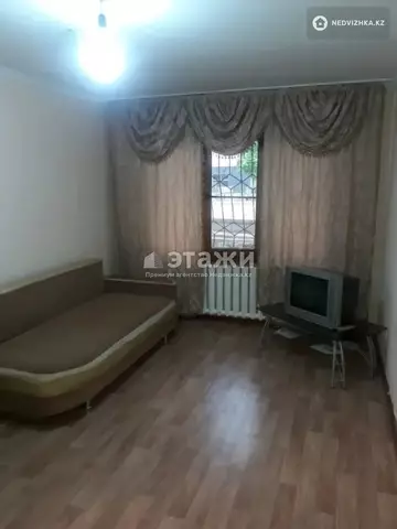 1-комнатная квартира, этаж 1 из 5, 33 м²