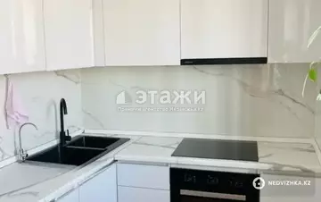 2-комнатная квартира, этаж 17 из 18, 49 м²