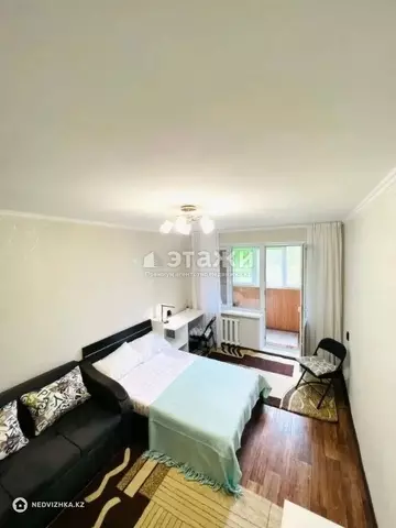 1-комнатная квартира, этаж 4 из 5, 30 м², на длительный срок