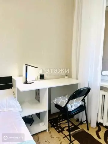 1-комнатная квартира, этаж 4 из 5, 30 м², на длительный срок