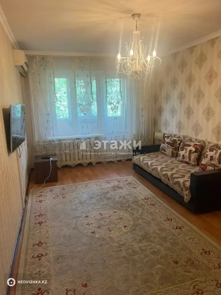 45 м², 2-комнатная квартира, этаж 4 из 5, 45 м², на длительный срок, изображение - 1
