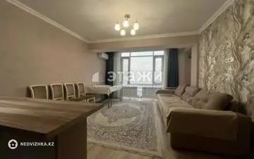 4-комнатная квартира, этаж 13 из 13, 112 м², на длительный срок