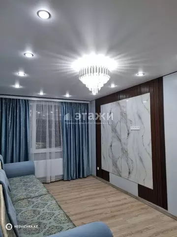 3-комнатная квартира, этаж 1 из 12, 62 м², на длительный срок