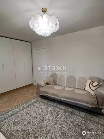 3-комнатная квартира, этаж 1 из 4, 50 м²