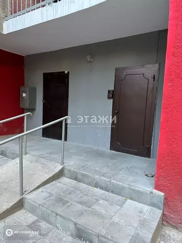 2-комнатная квартира, этаж 1 из 12, 36 м²