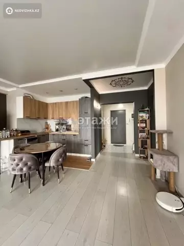 3-комнатная квартира, этаж 20 из 22, 92 м²