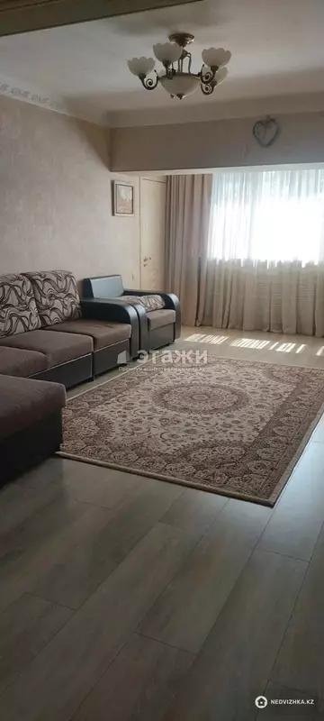 4-комнатная квартира, этаж 3 из 9, 97 м²