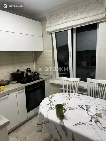 3-комнатная квартира, этаж 2 из 5, 63 м²