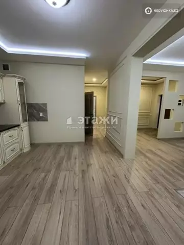 2-комнатная квартира, этаж 3 из 16, 80 м²