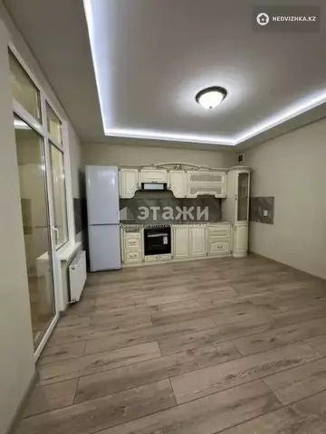 2-комнатная квартира, этаж 3 из 16, 80 м²