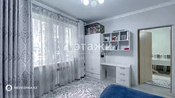 3-комнатная квартира, этаж 1 из 12, 71 м²