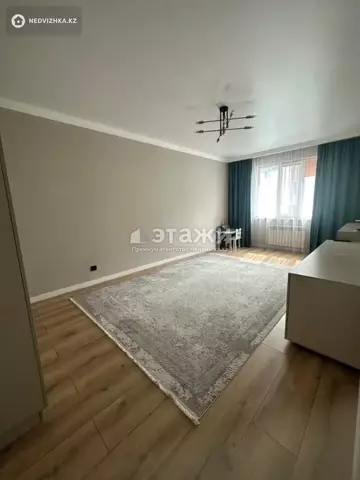 2-комнатная квартира, этаж 9 из 12, 55 м²