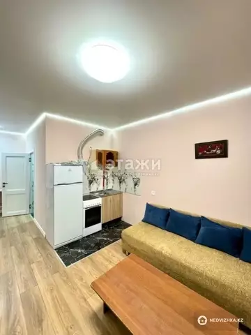 1-комнатная квартира, этаж 3 из 5, 27 м²