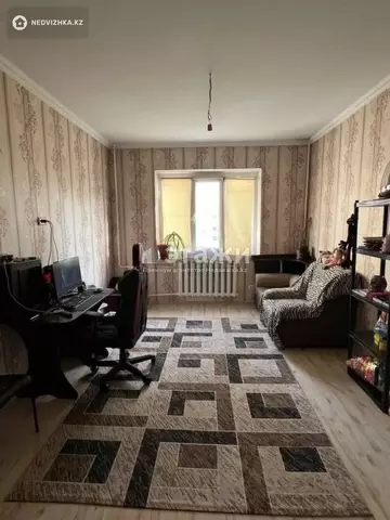 3-комнатная квартира, этаж 4 из 5, 74 м²