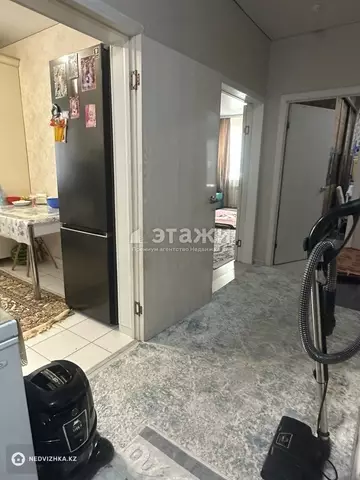 2-комнатная квартира, этаж 1 из 12, 55 м²
