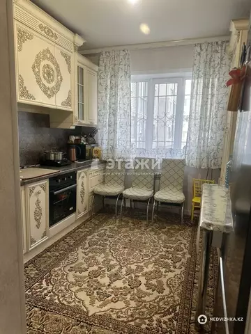 2-комнатная квартира, этаж 1 из 12, 55 м²