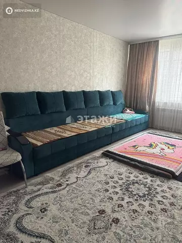 2-комнатная квартира, этаж 1 из 12, 55 м²