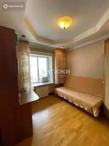 3-комнатная квартира, этаж 4 из 5, 68 м²
