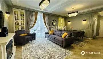 3-комнатная квартира, этаж 3 из 3, 90 м²