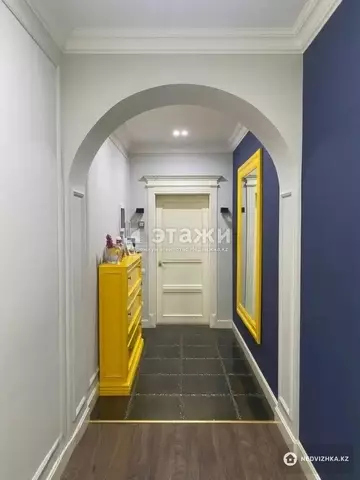 3-комнатная квартира, этаж 10 из 18, 110 м²
