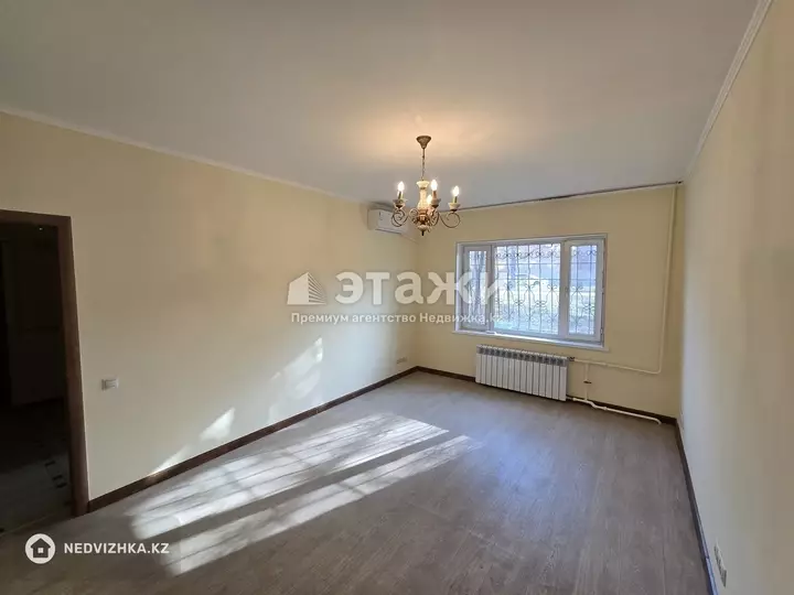 37 м², 1-комнатная квартира, этаж 1 из 9, 37 м², изображение - 1