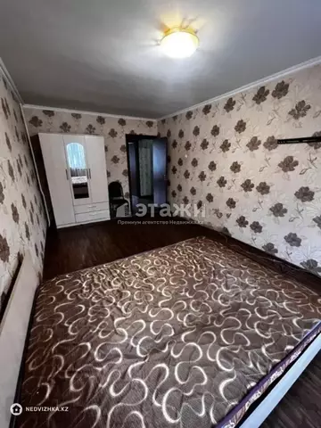 3-комнатная квартира, этаж 4 из 5, 65 м²