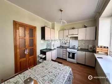 3-комнатная квартира, этаж 2 из 5, 81 м²
