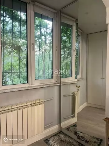 2-комнатная квартира, этаж 2 из 5, 62 м²