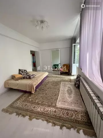 3-комнатная квартира, этаж 4 из 4, 60 м²