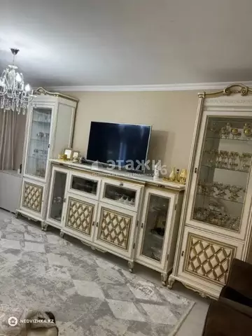 3-комнатная квартира, этаж 3 из 4, 63 м²