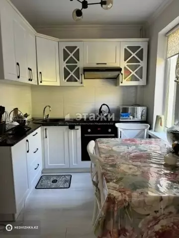 63 м², 3-комнатная квартира, этаж 3 из 4, 63 м², изображение - 4