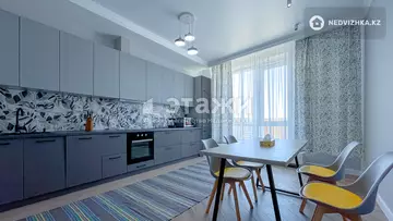 2-комнатная квартира, этаж 10 из 19, 90 м², на длительный срок