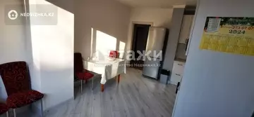 1-комнатная квартира, этаж 1 из 17, 52 м², на длительный срок