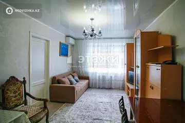 2-комнатная квартира, этаж 4 из 4, 47 м², на длительный срок