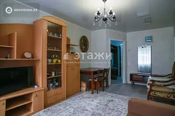 2-комнатная квартира, этаж 4 из 4, 47 м², на длительный срок