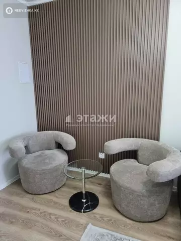 2-комнатная квартира, этаж 14 из 17, 57 м², на длительный срок