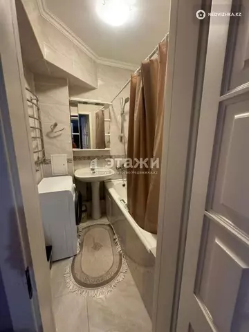 4-комнатная квартира, этаж 4 из 7, 80 м², на длительный срок