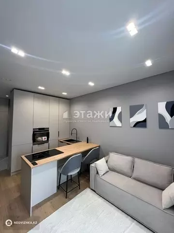 2-комнатная квартира, этаж 6 из 17, 52 м², на длительный срок