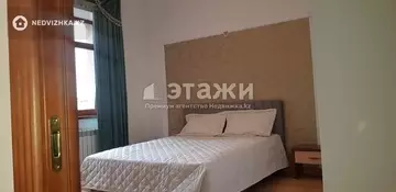2-комнатная квартира, этаж 3 из 7, 74 м², на длительный срок