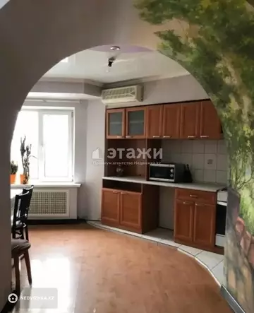 3-комнатная квартира, этаж 5 из 9, 85 м², на длительный срок