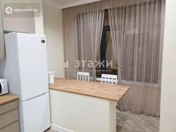 2-комнатная квартира, этаж 6 из 10, 72 м², на длительный срок