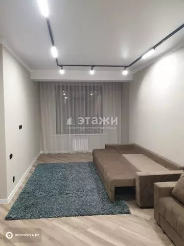 2-комнатная квартира, этаж 6 из 10, 72 м², на длительный срок